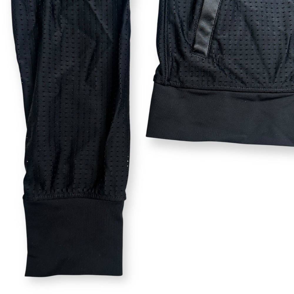 Lululemon Women's Perforated Jacket Size 4 Black Full‎ Zip Lightweight Athletic - Picture 4 of 6